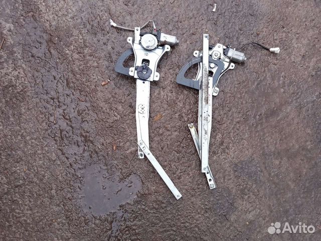 Передние стеклоподёмник Шевроле Авео Т250