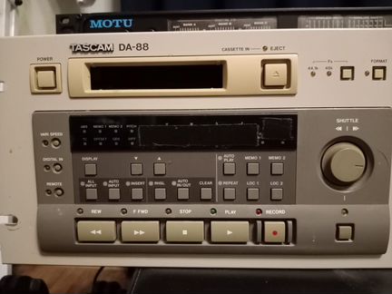 Tascam DA-88 оцифровщик/плеер/рекордер винтаж