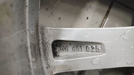 Диск литой R16 Passat B8