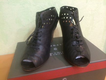 Туфли - босоножки Carnaby