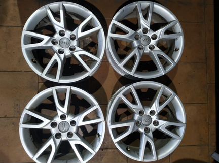 Диски бу оригинал R17 Y на Audi