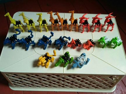 Игрушки из Киндер Джой