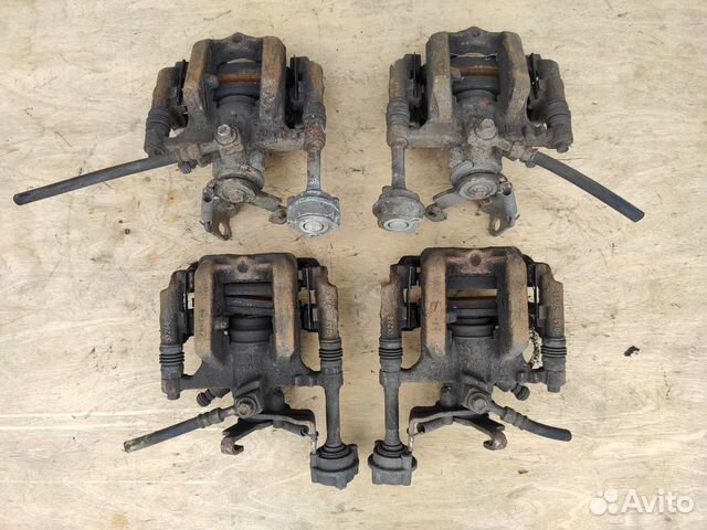 Суппорт задний на Опель Astra J