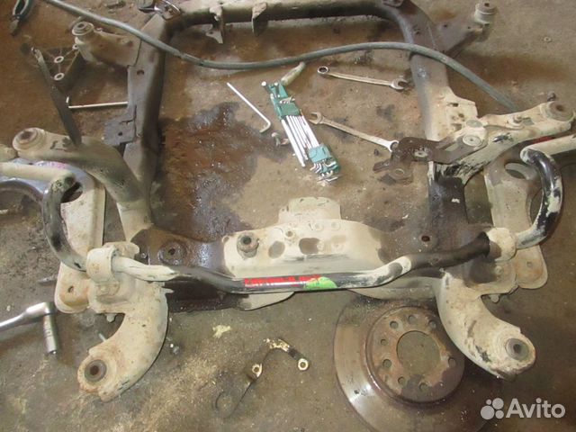 Стабилизатор передний Opel Zafira B