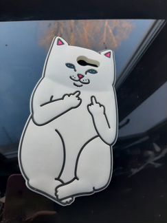 Чехлы для телефонов,б/у каждый около месяца