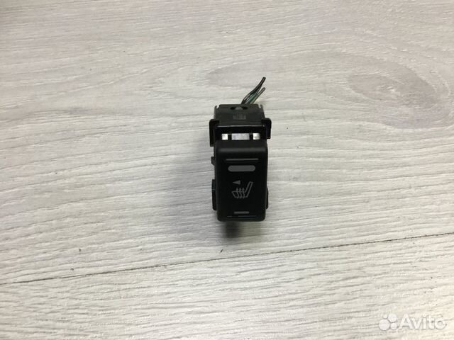 Кнопка выключатель Nissan Navara 2.5 2008