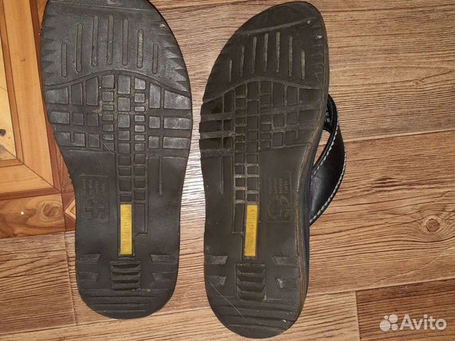 Шлёпки Dr. Martens