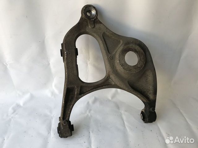 Рычаг задний правый Jeep Grand Cherokee WK2