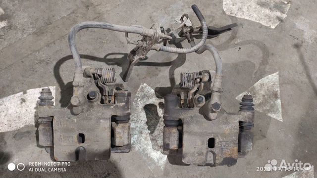 Суппорта задние Mitsubishi Galant e33a