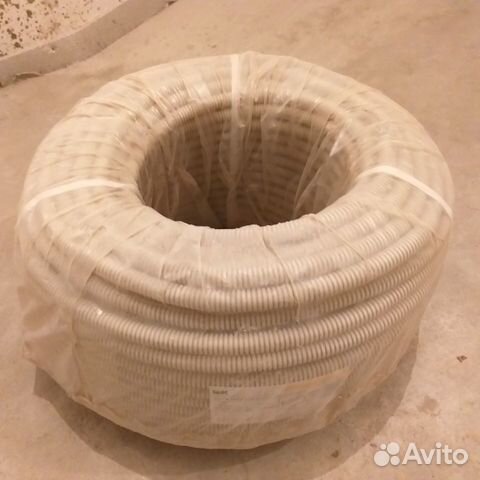 Гофра пвх бухта 16 мм 100 м, обрезки 16 и 20 мм