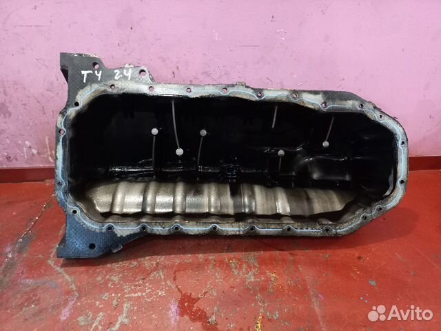 Поддон двигателя Фольксваген Транспортер Т4 2,4