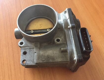 Дроссельная заслонка Дроссель Volvo S40 2004-2012