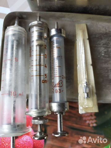 Стерилизатор медицинской, шприцы