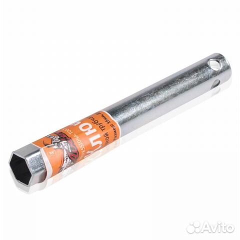 Ключ свечной трубчатый с резиновым фиксатором 16*1