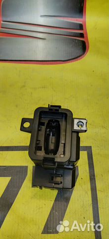 Замок зажигания Audi A4 седан 2.0 cdnc 2010