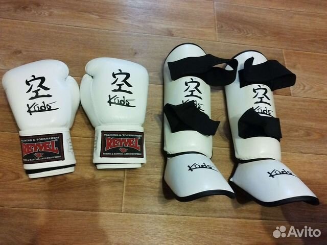 Боксерские перчатки детские 8 oz щитки