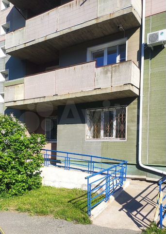 3-к. квартира, 81 м², 2/5 эт.