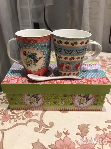 Подарочный набор из 2-х кружек и ложечки