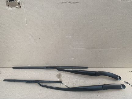 Поводок стеклоочистителя правый Киа Оптима JF 4