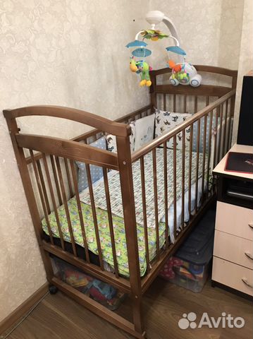 Детская кроватка