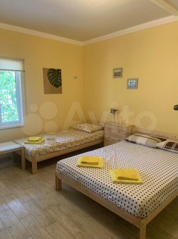 Комната 20 м² в 3-к., 1/1 эт.