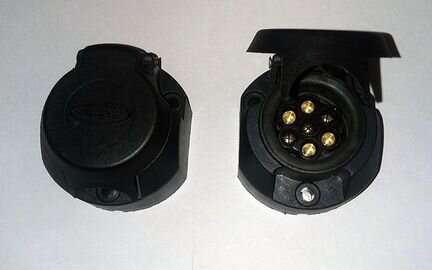 Розетка для тсу 7-контактная artway