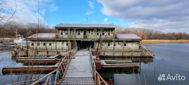 Дебаркадер