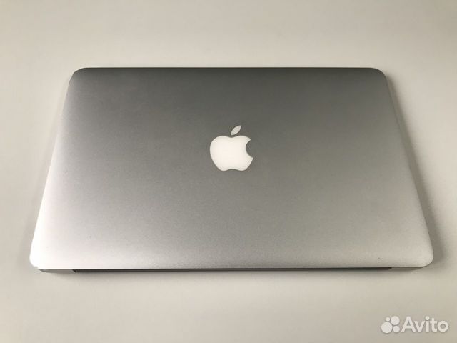 MacBook Air 11 2011 i5 / 4gb / 128gb ssd
