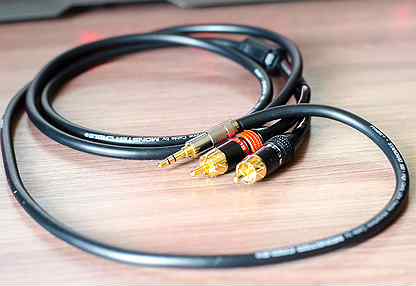 3.5mm Female to 2RCA Female Stereo Audio Cable Gold Plated for C2M9