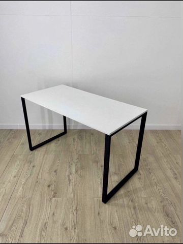 Компьютерный стол новый белый