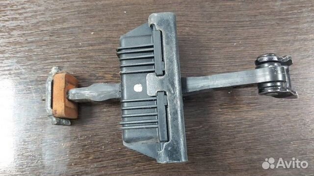 Ограничитель двери передний правый Bmw X6M E71