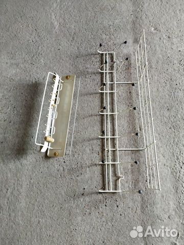 Вешалка настенная