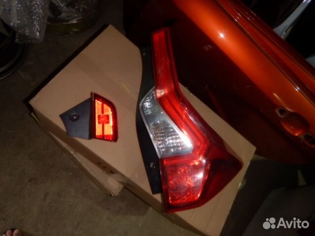 Фонарь левый Mitsubishi Pajero Sport 3