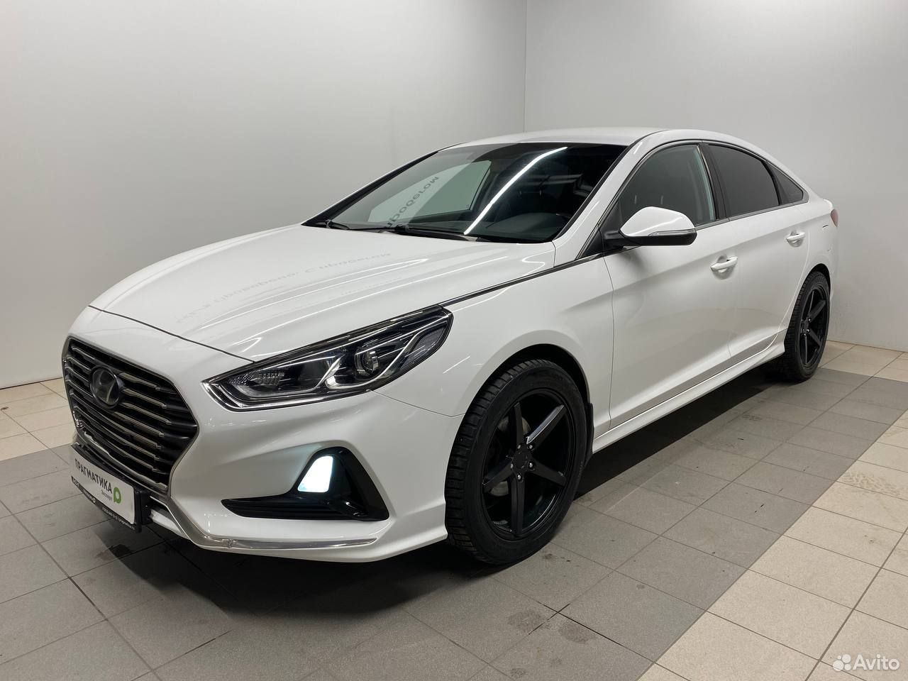 Хендай соната 2019 год. Соната 2019. Хенде Соната 2019 размер. Hyundai Sonata 2019 в жизни. Хендай Соната 2019 года фото белый