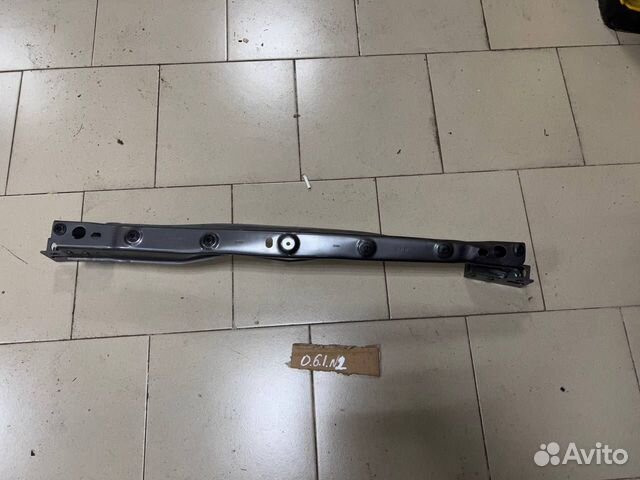 Jaguar f pace усилитель бампера hk83-17859-ag