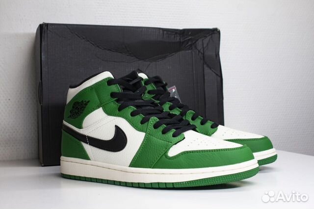 Nike Air Jordan 1 Mid 'Pine Green'