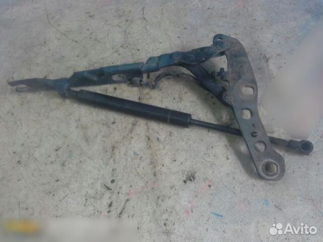 Петля крышки багажника BMW 3-серия E46 1998-2005