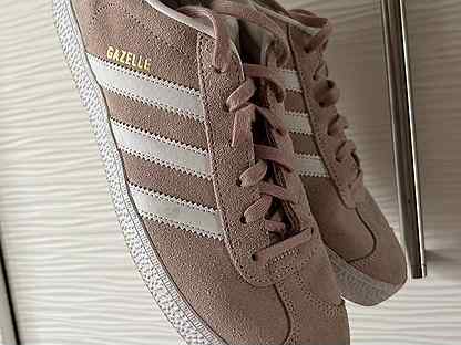 adidas gazelle taupe