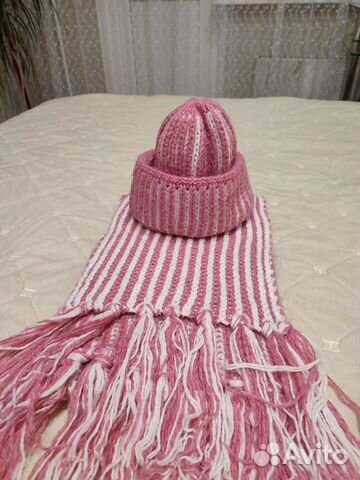 Вязаный комплект шапка и шарф