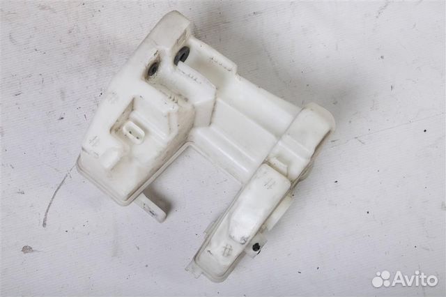 Бачок омывателя Volkswagen Passat B7 2010-2015