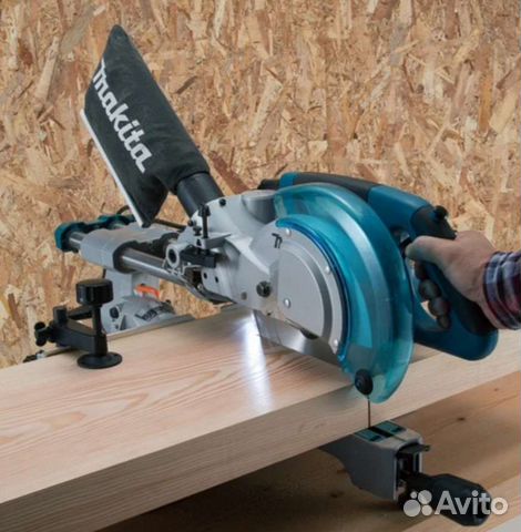 Торцовочная пила Makita ls0815fln