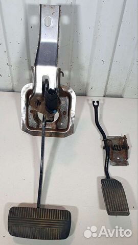 Педаль Nissan Wingroad Y11, AD