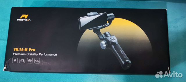 Трехосевой стабилизатор для телефона