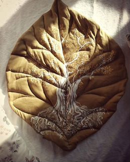 Коврик листик с авторской росписью