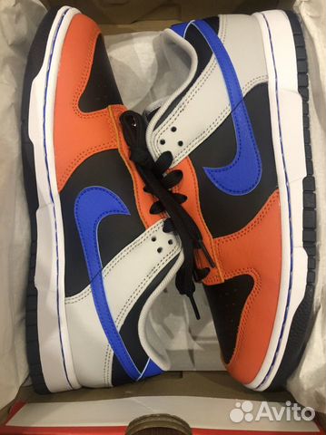 nike dunk low emb knicks