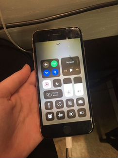 Телефон iPhone 6s