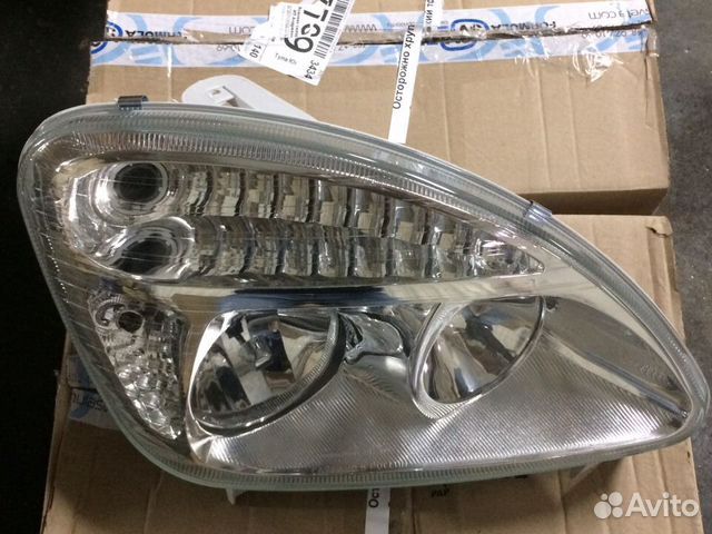 Фара правая Газель рассеиватель стекло