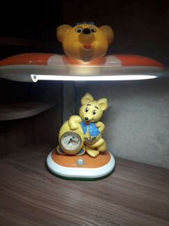 Лампа настольная с часами