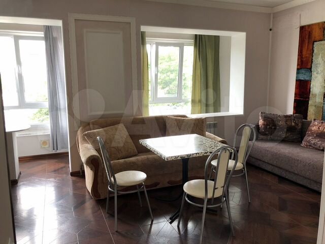 2-к. квартира, 58 м², 4/4 эт.