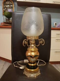 Экслюзивная Настольная Лампа